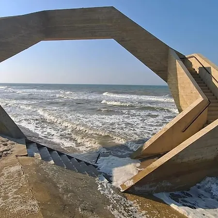 Am Meer, Nahe Plopsaland De Panne